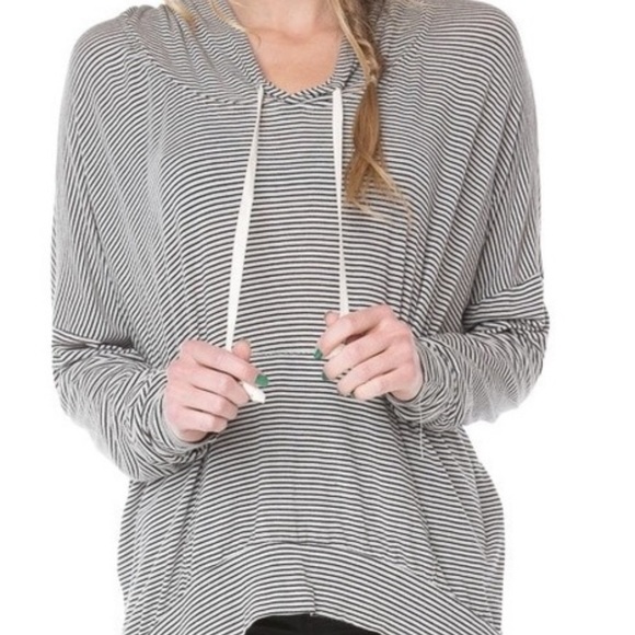 Brandy Melville Tops - Brandy Melville Robin Hoodie